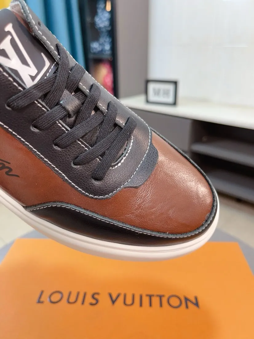Ex-factory price 440🌹🌹[LV]🌹High-end brand of men's shoes: Official website 1:1 Latest masterpiece: The upper is made of first-layer cowhide imported from Italy with special materials➕made of full genuine leather lining🔥, making walking more convenient and comfortable! Exclusive new style, stunning work [color]! Create a fashionable personality to set off your uniqueness! A must-have for trendy men! Classic🔥Number: 38-44